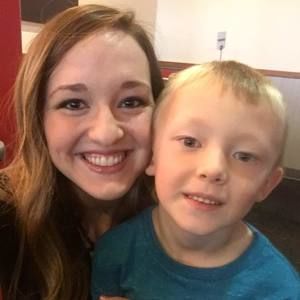 Meet your Posher, Dana